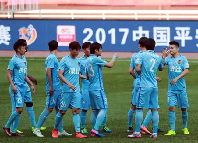 国产免费制服丝袜网站